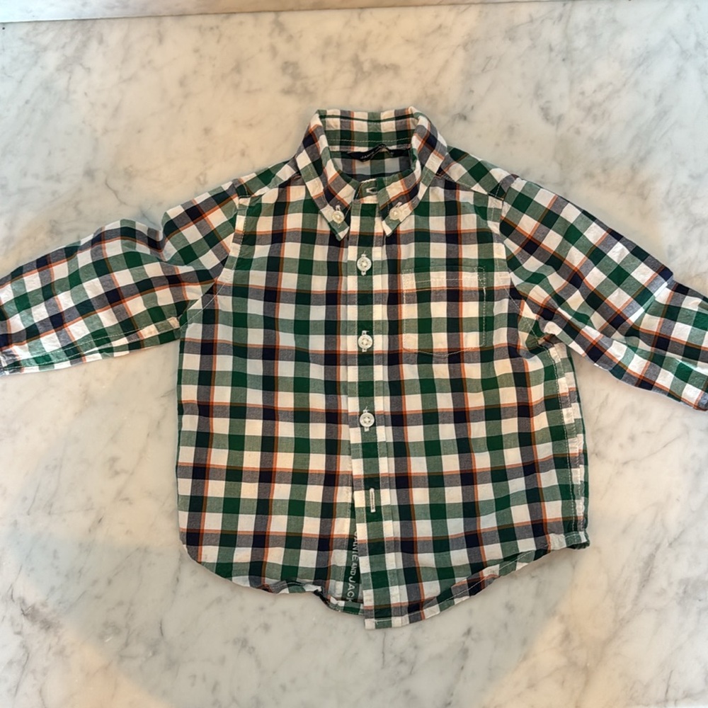 6-12 months button down bundle - Picture 5 of 5